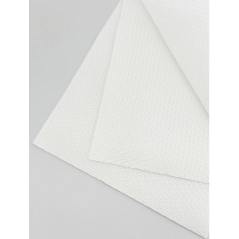 Стоматологические нагрудные салфетки трехслойные 33 х 41 см, белые (500 шт.)